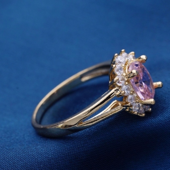18 Carat Gold Plated Pink Simulated Diamond Ring - Picture 6 of 7